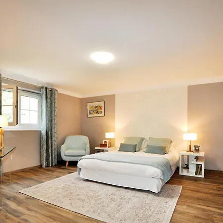 2 Bedroom Cozy In Holiday home Tabre