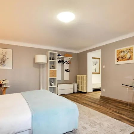 2 Bedroom Cozy In Holiday home Tabre