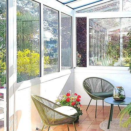 Σπίτι διακοπών 2 Bedroom Cozy In *