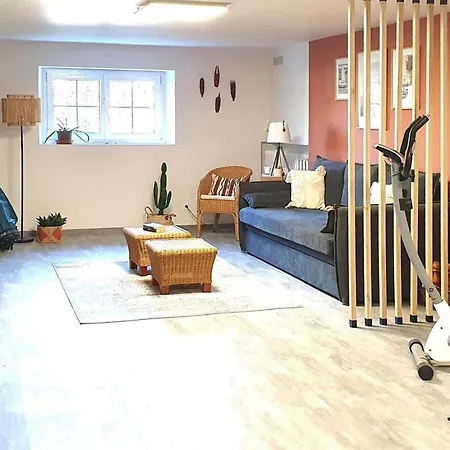 2 Bedroom Cozy In Holiday home